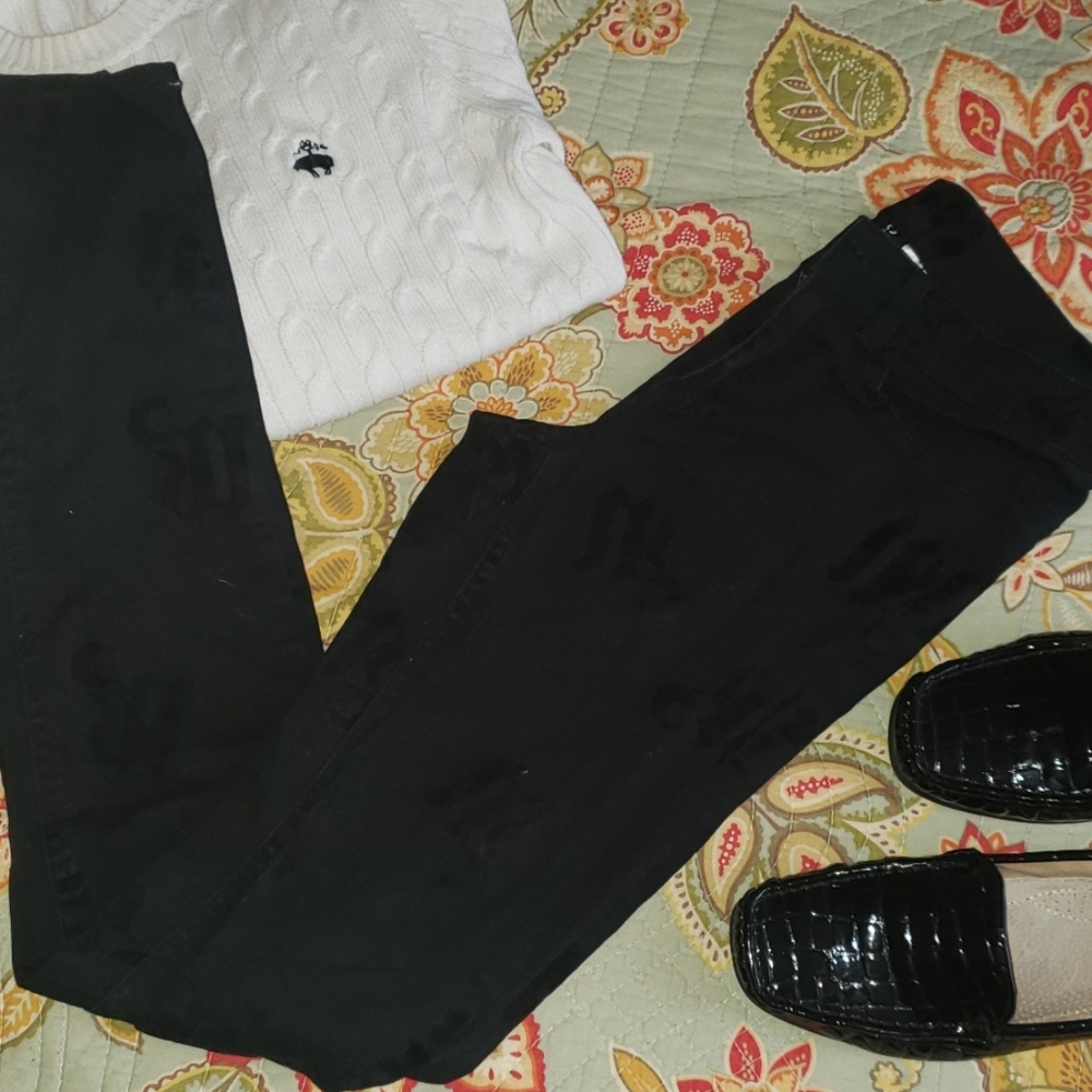 H&M Divided Black Pants w/ velvet   accent